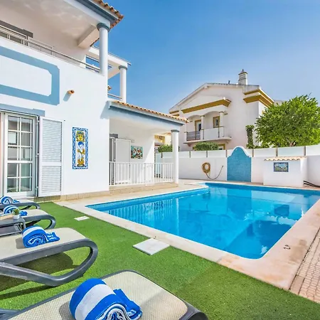 Jomar Villa Guia (Faro)